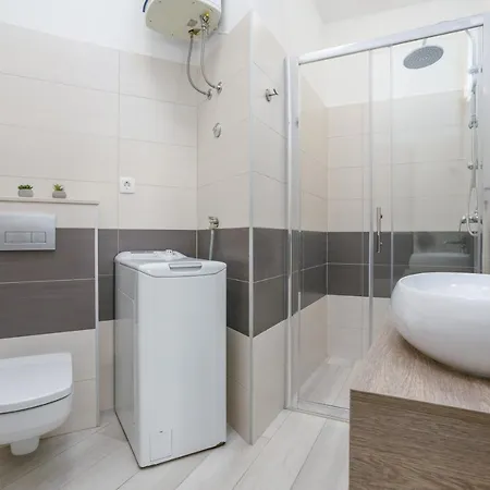 Apartman Zora *
