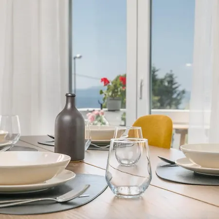 Zora Opatija